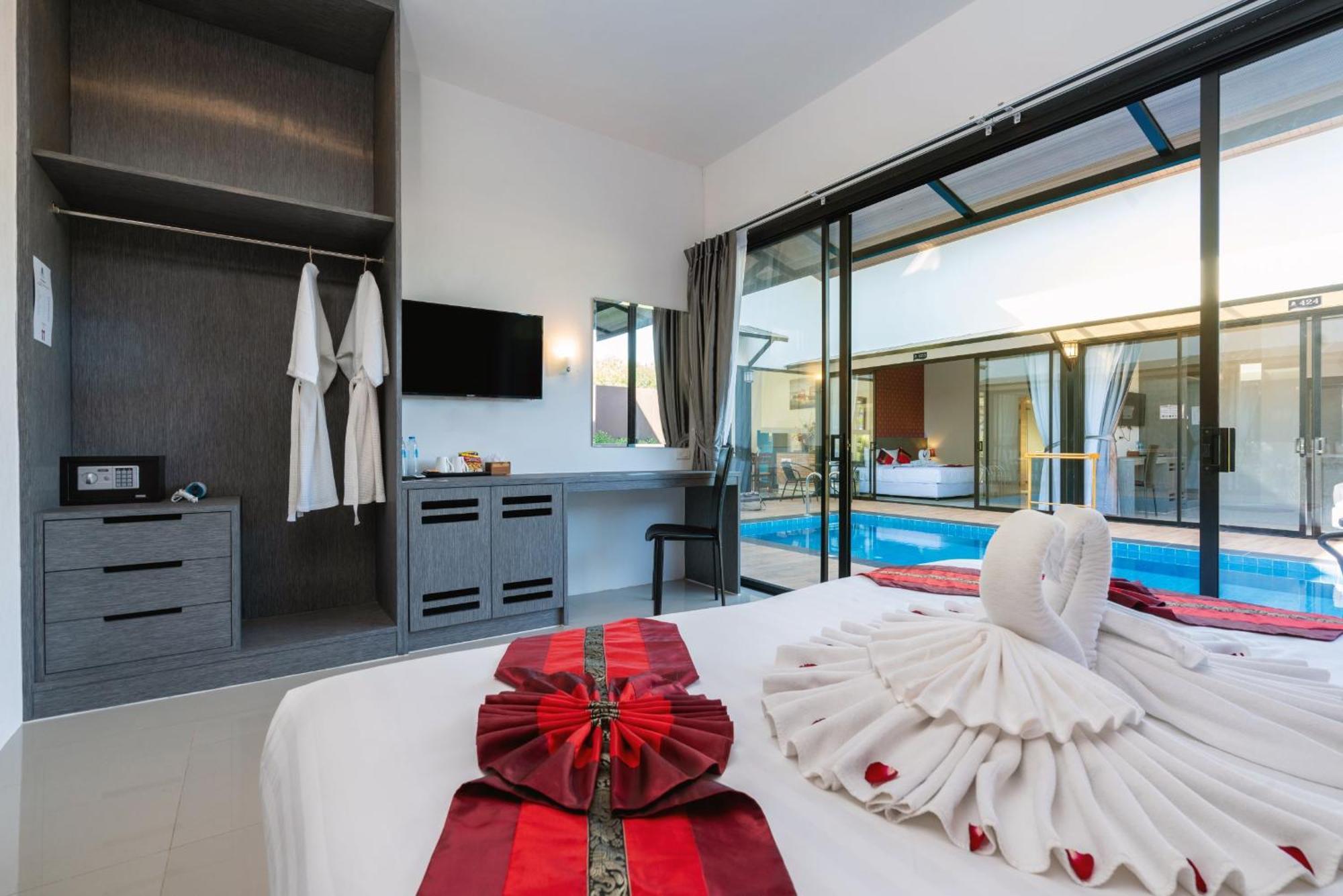 Thames Tara Private Pool Villa Rawai Phuket - Sha Extra Plus Exterior foto