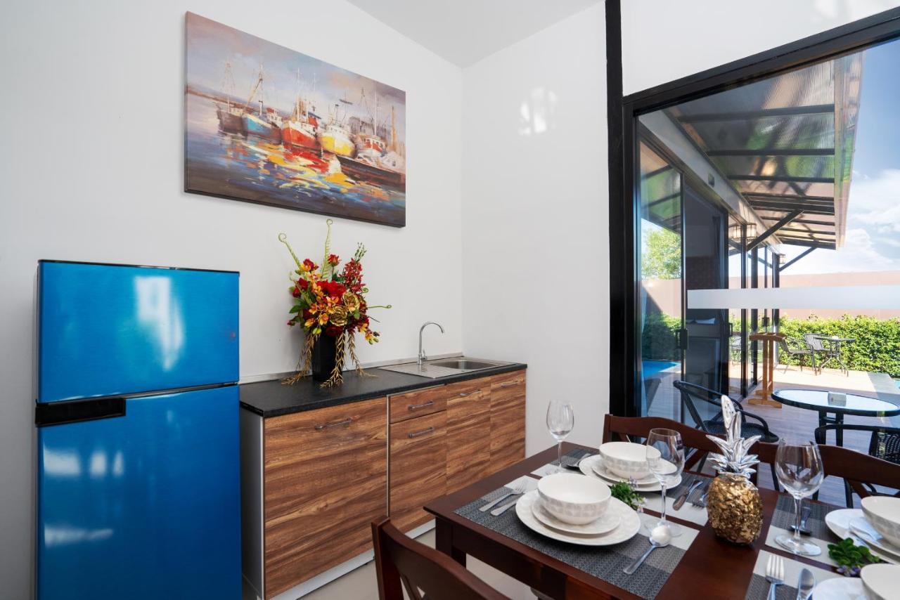 Thames Tara Private Pool Villa Rawai Phuket - Sha Extra Plus Exterior foto