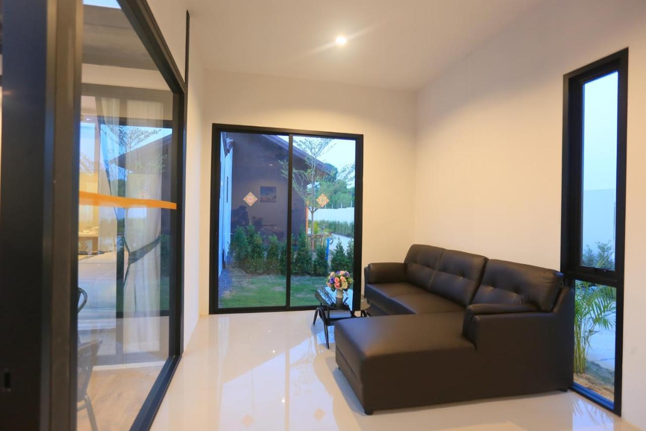Thames Tara Private Pool Villa Rawai Phuket - Sha Extra Plus Exterior foto